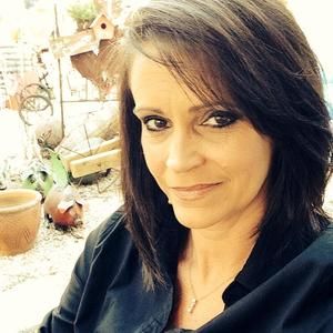 Meet your Posher, Theresa